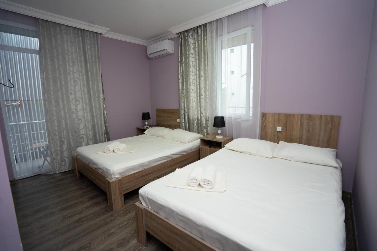 Nica Hotel Kobuleti Bagian luar foto